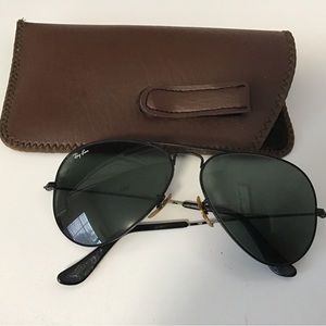Vintage 70’s Ray Ban Aviator Sunglasses with Case